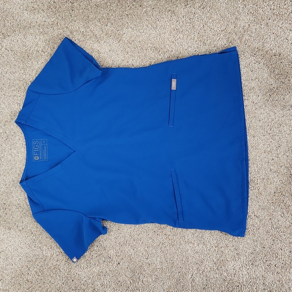 Figs scrub top xs royal blue